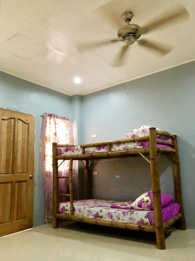 Lionfish Backpackers Malapascua (Adults Only) Hostel ภายนอก รูปภาพ
