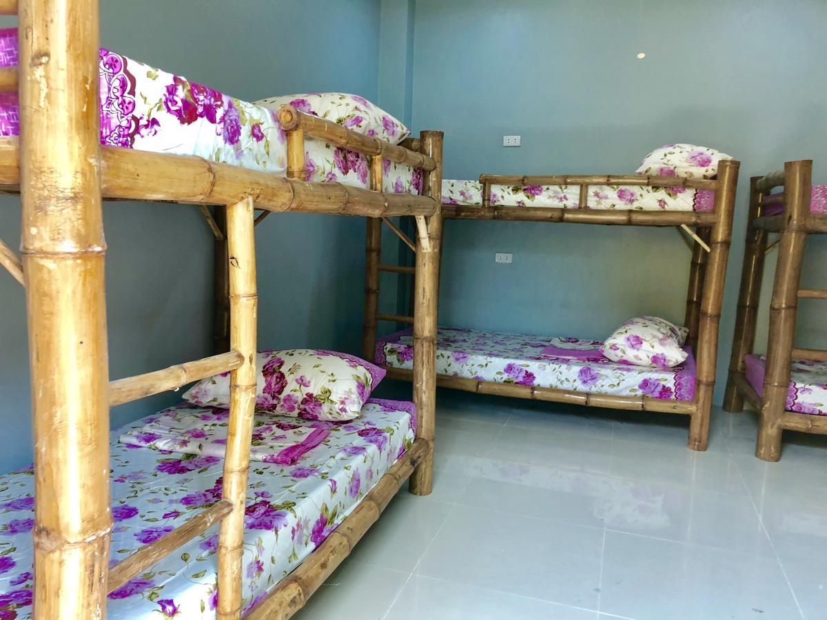 Lionfish Backpackers Malapascua (Adults Only) Hostel ภายนอก รูปภาพ