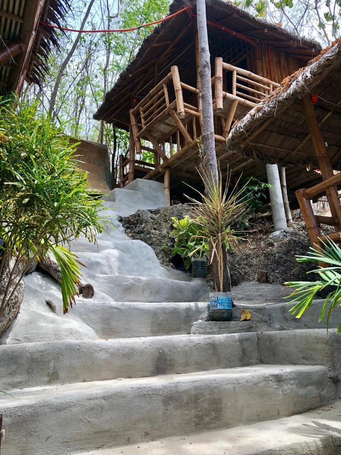 Lionfish Backpackers Malapascua (Adults Only) Hostel ภายนอก รูปภาพ