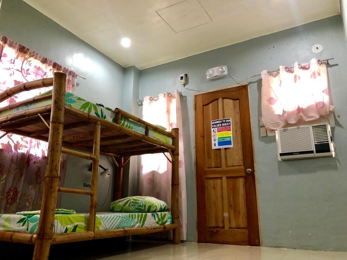 Lionfish Backpackers Malapascua (Adults Only) Hostel ภายนอก รูปภาพ