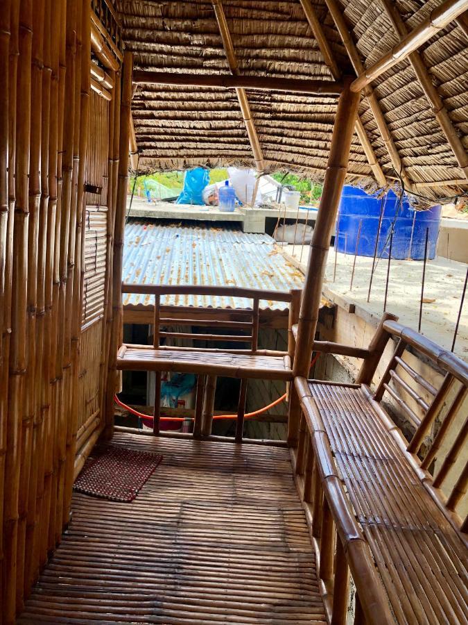 Lionfish Backpackers Malapascua (Adults Only) Hostel ภายนอก รูปภาพ